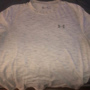 Men’s under armor shirt XL